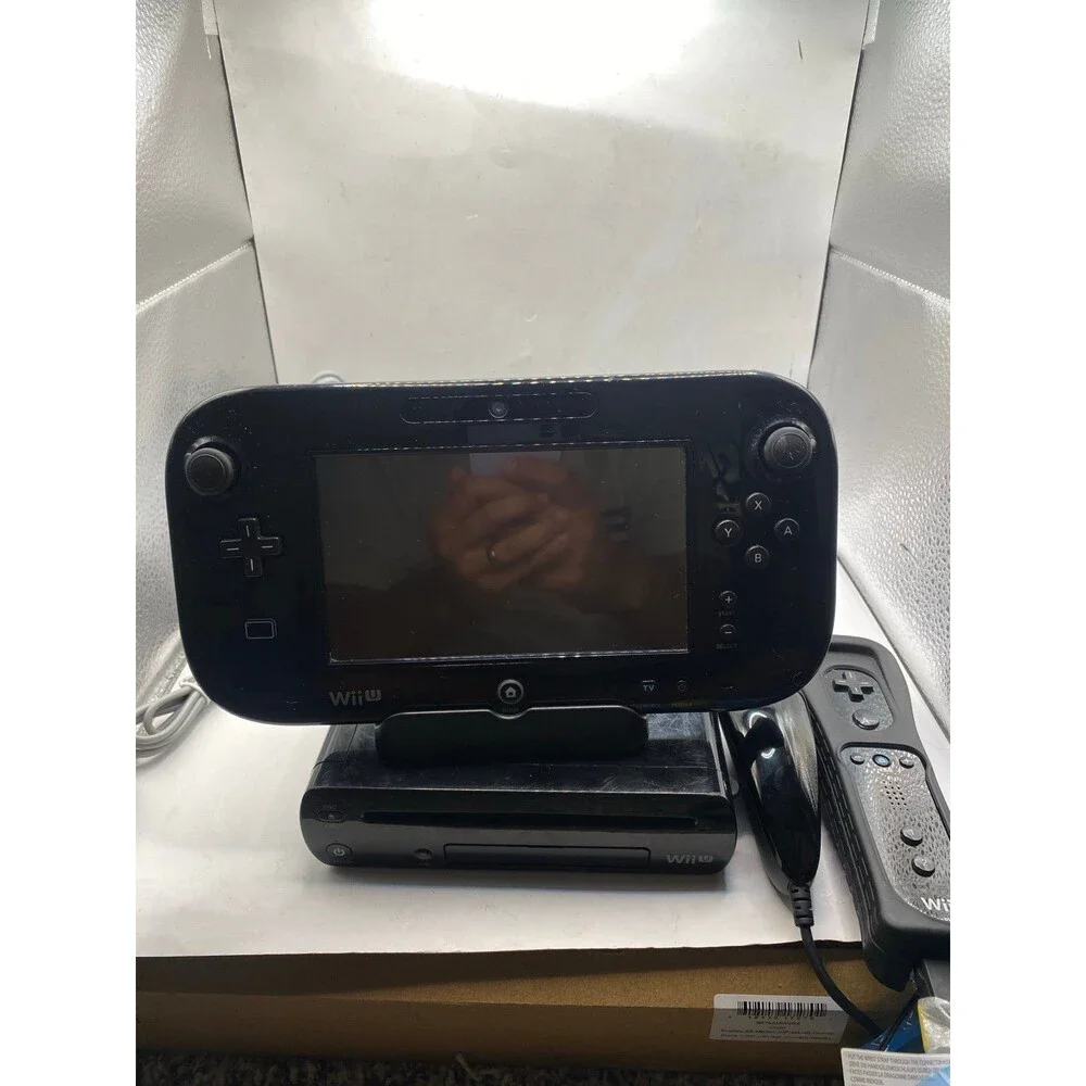 Nintendo Wii U Black 32GB complete Gamepad Wii remote nunchuk cables Clean